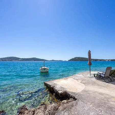 Kuca Za Odmor Ivanka بيت للعطل *